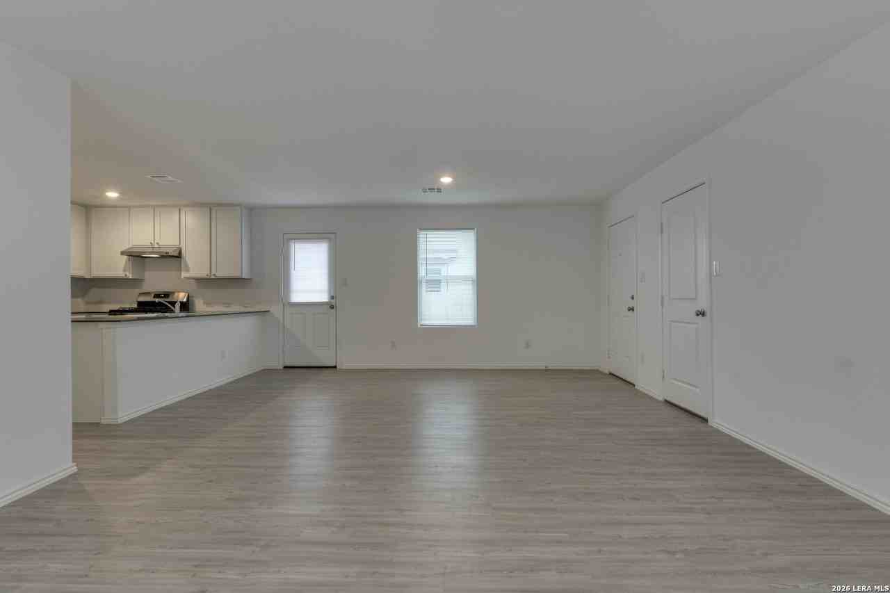 3614 Millbrook Way - Photo 5 of 22