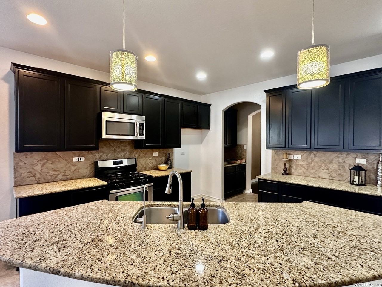 18030 Camino Del Mar - Photo 4 of 33