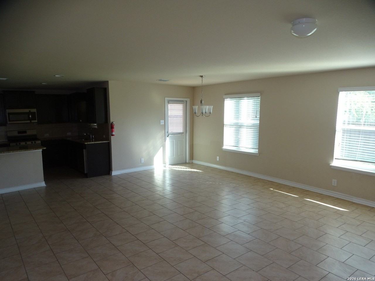 2634 Willow Pond - Photo 5 of 34