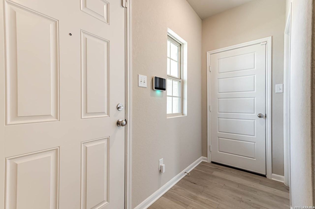 13609 Mineral Wl - Photo 4 of 33