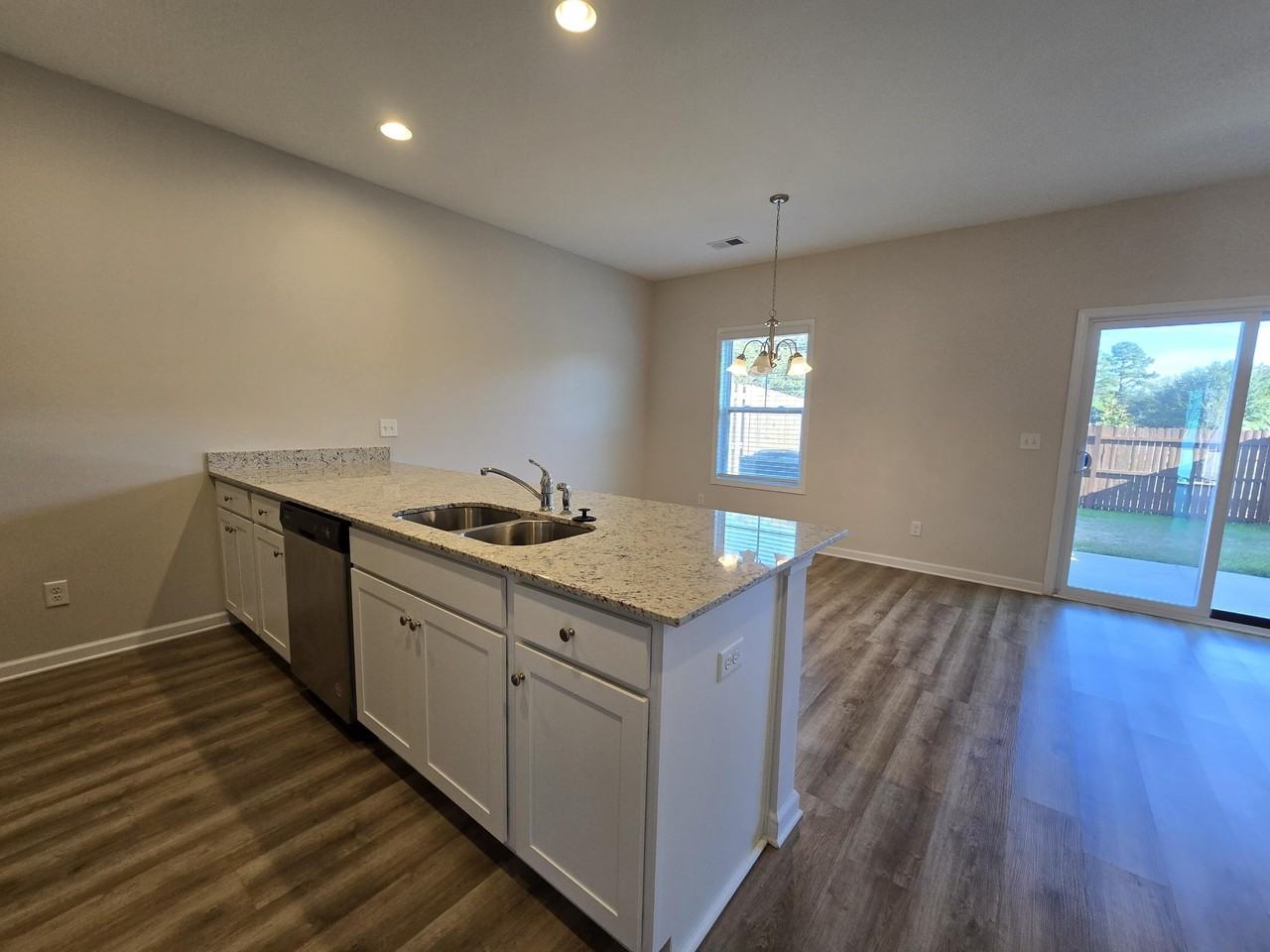 1785 Snead Dr - Photo 6 of 36