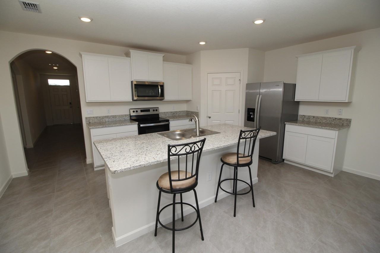 185 Bubbling Ln Nw - Photo 2 of 18