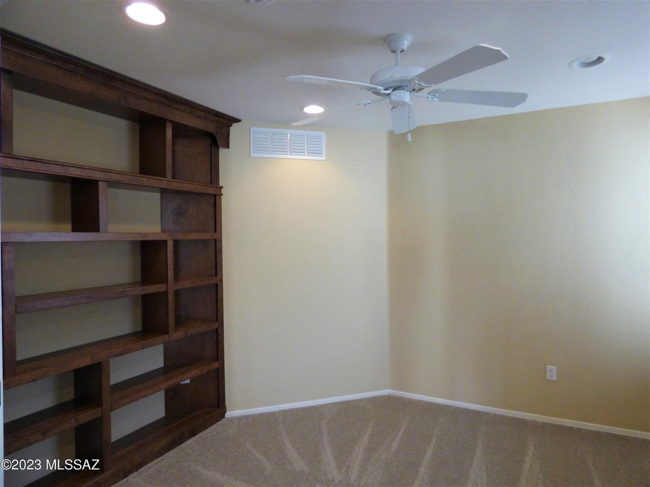 12416 N Floating Feather Ln - Photo 3 of 23