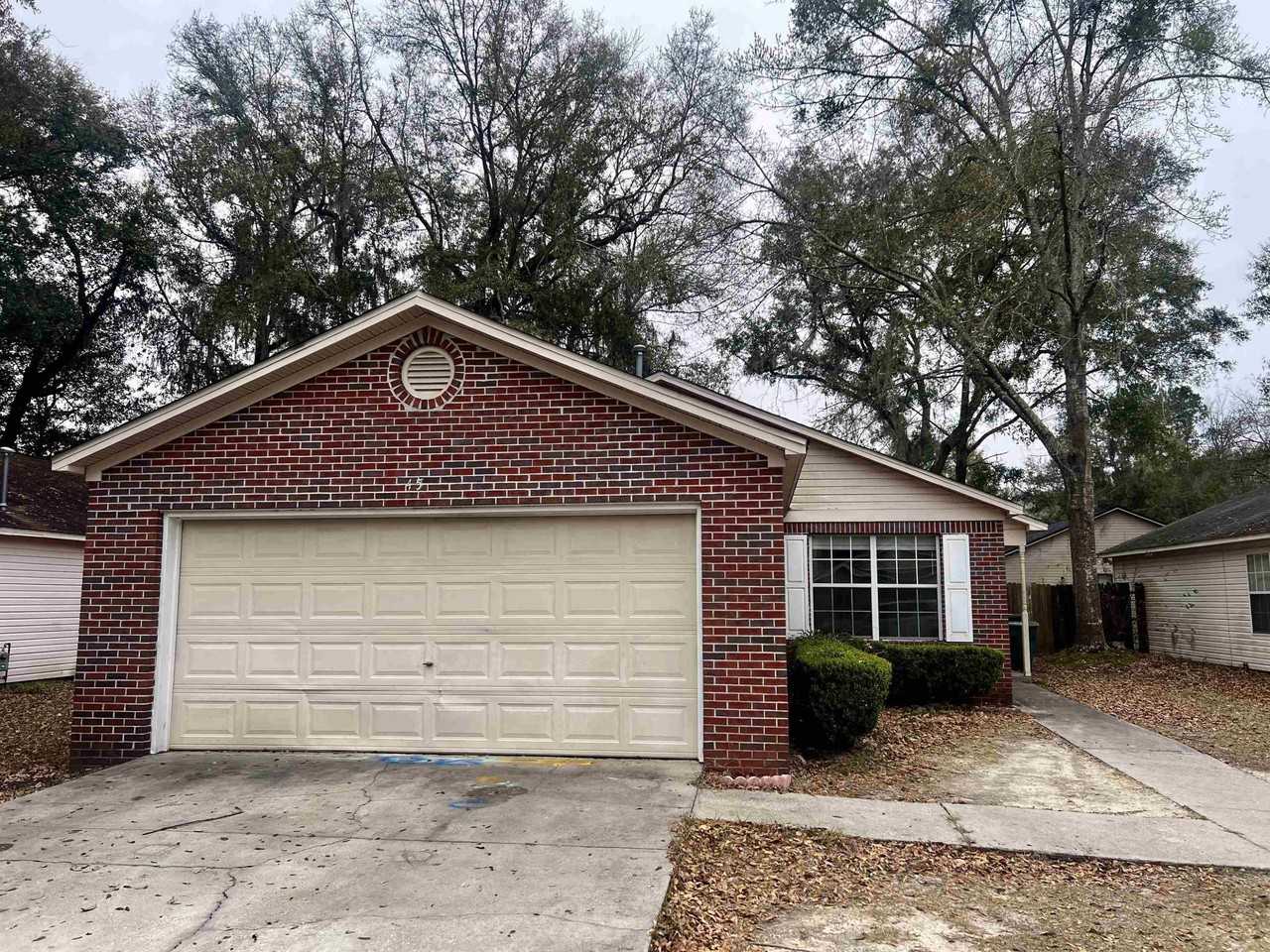 4527 Wesley Dr - Photo 2 of 24