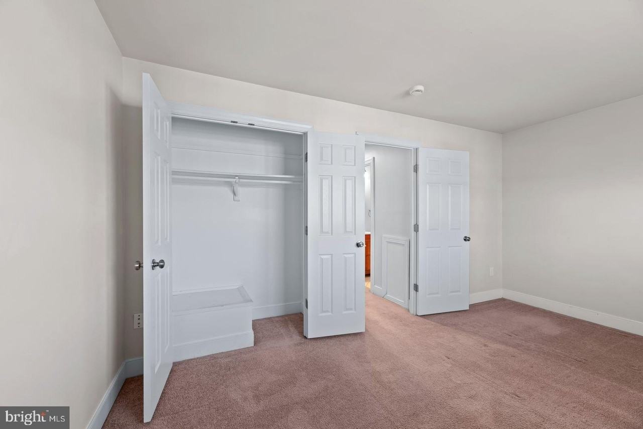 129 Merryman Ct - Photo 5 of 16