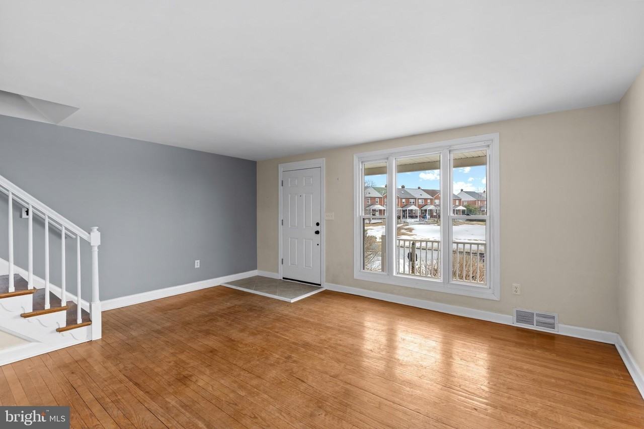 5640 Braxfield Rd - Photo 3 of 17