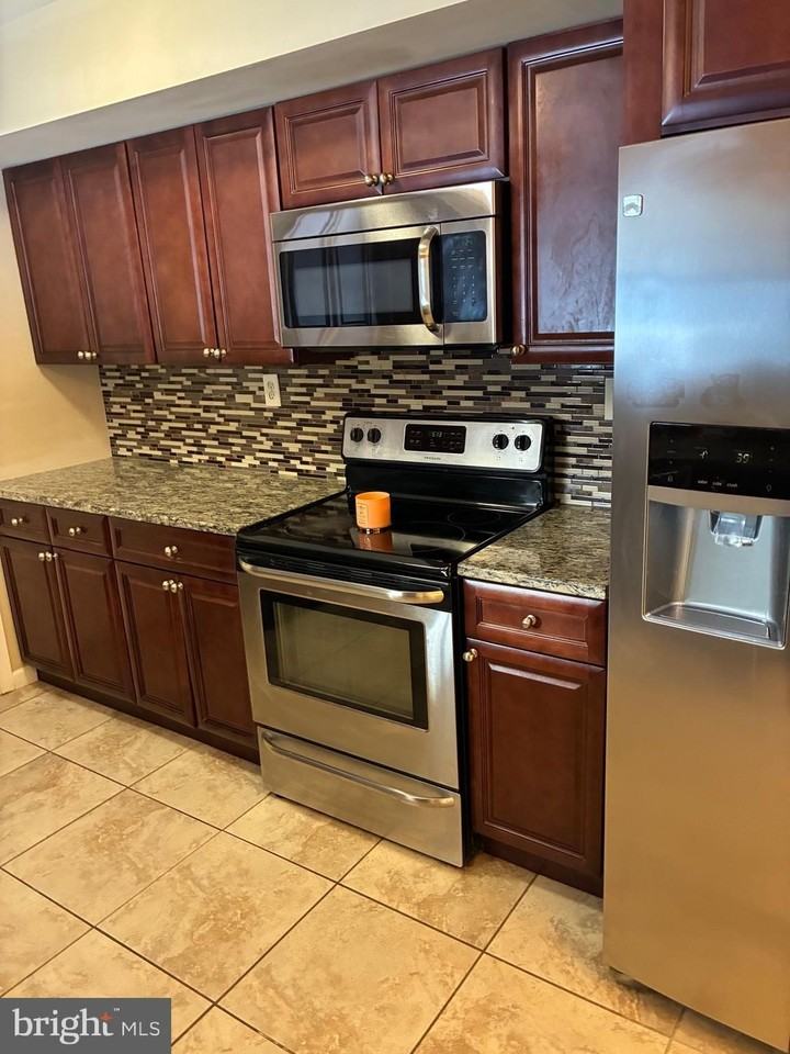 83 Glenview Ln - Photo 6 of 7