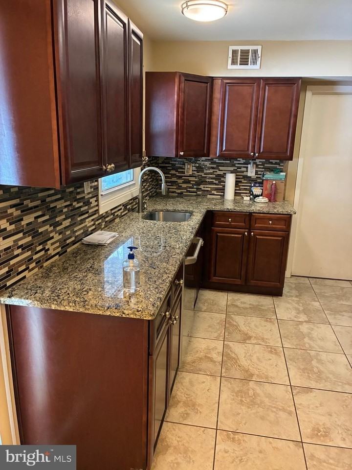 83 Glenview Ln - Photo 7 of 7