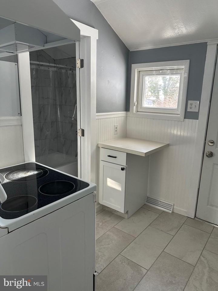 1012 North St - Photo 6 of 11