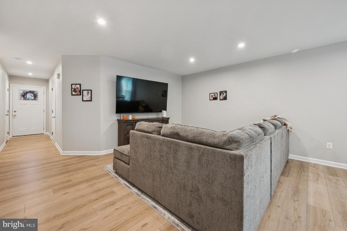 81 Southwind Dr - Photo 7 of 25