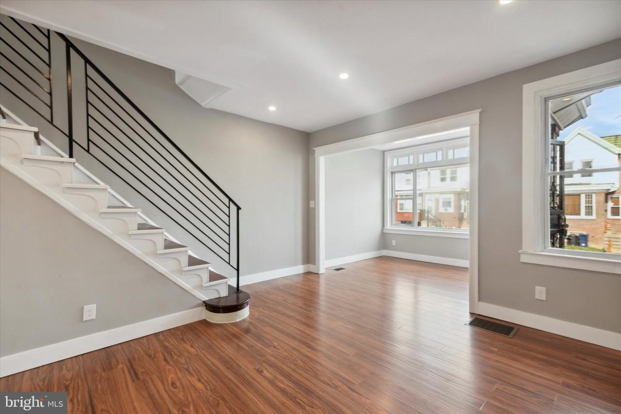 1974 73rd Ave - Photo 5 of 15