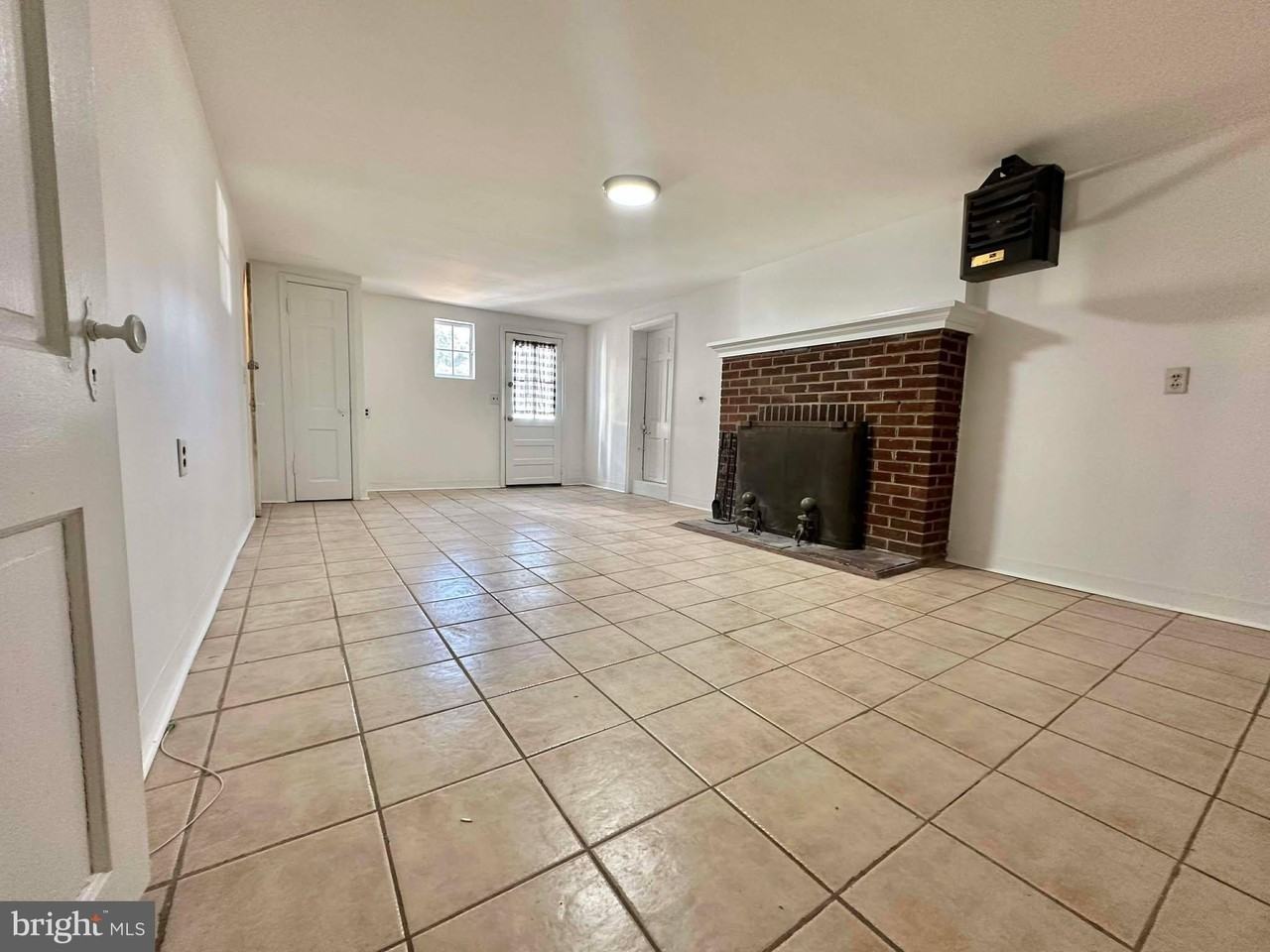 1208 S CLEVELAND Street unit: Basement #BS - Photo 2 of 21