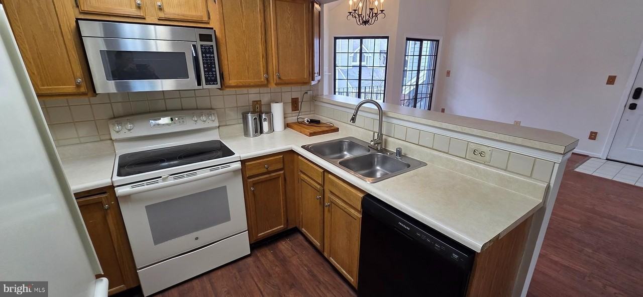 7005F Birkenhead Pl Unit F #F - Photo 6 of 19