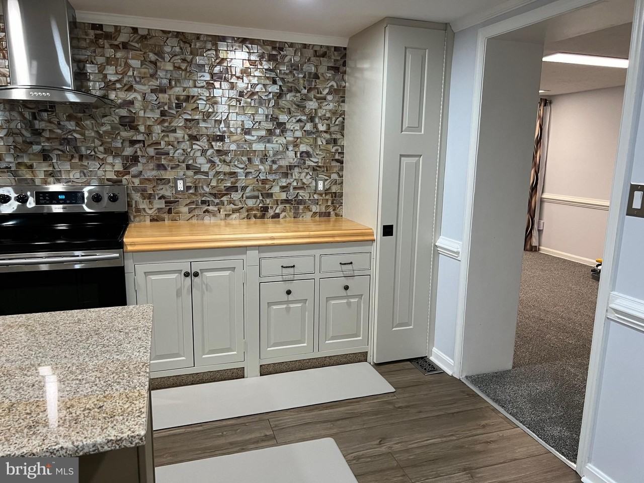 216 Stern Cv - Photo 3 of 9