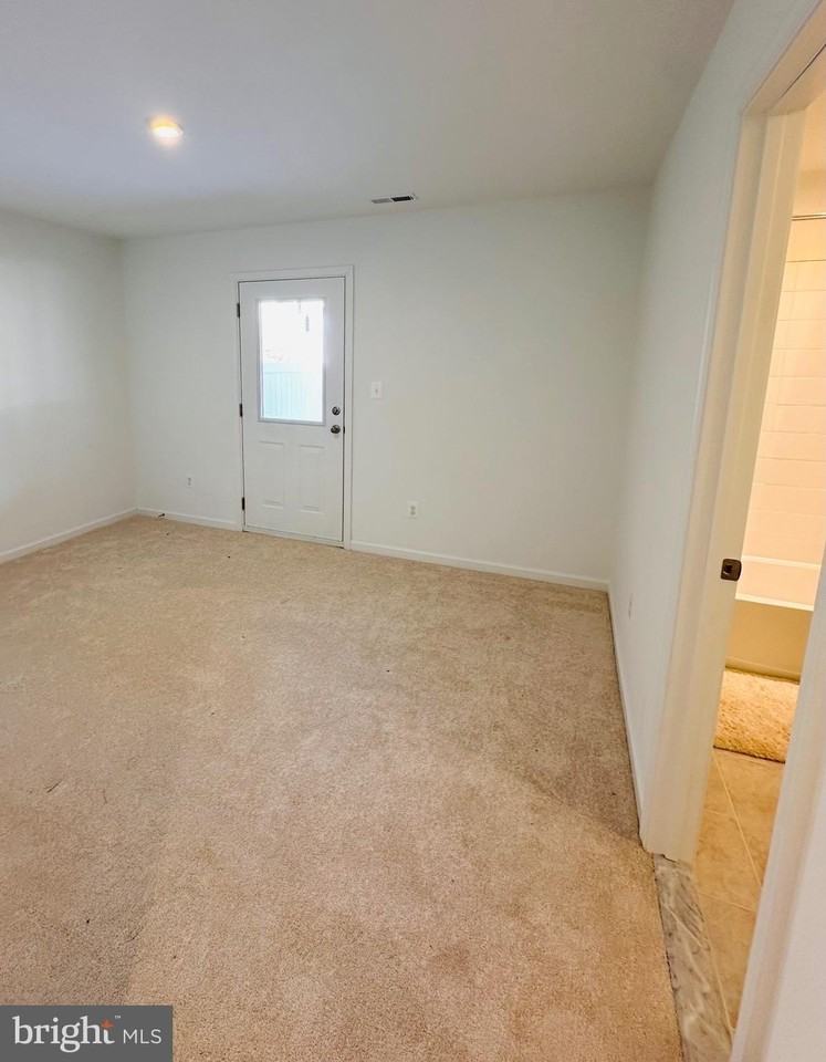 58 Bolingbroke Way - Photo 5 of 20