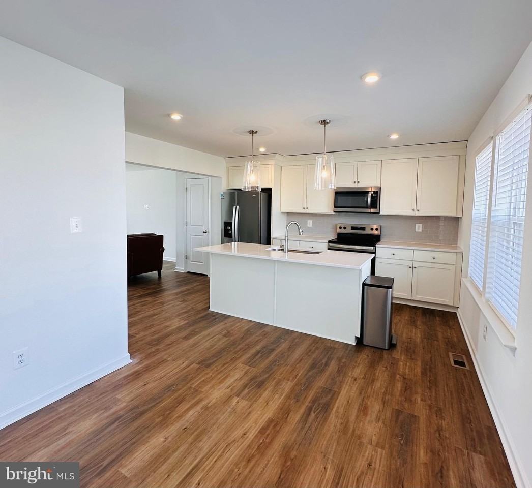 58 Bolingbroke Way - Photo 7 of 20