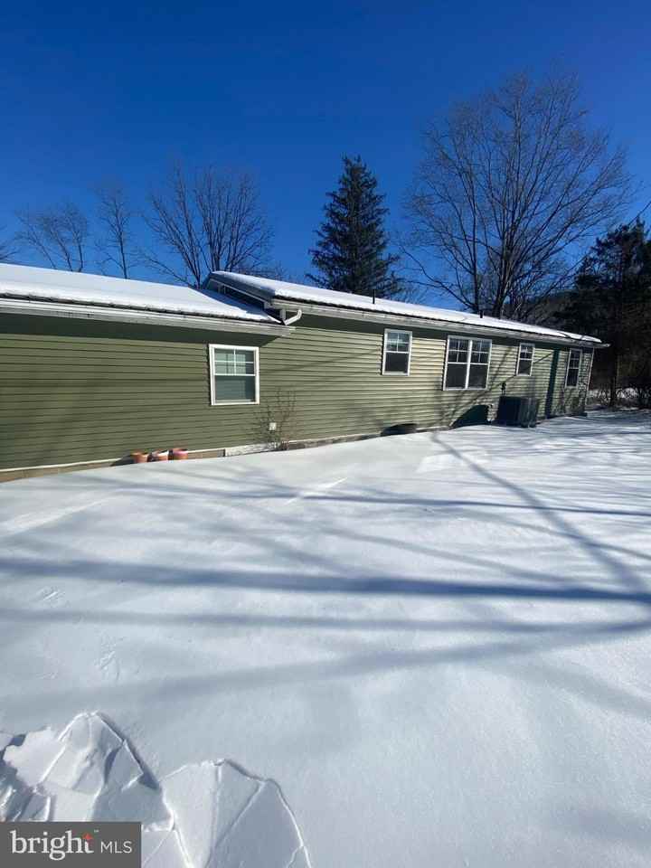 71 Boddy Ln - Photo 3 of 17