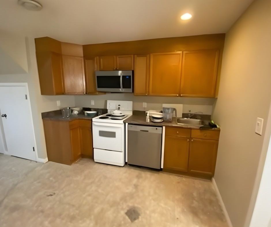 8106 169B Street Northwest - Photo 2 of 11