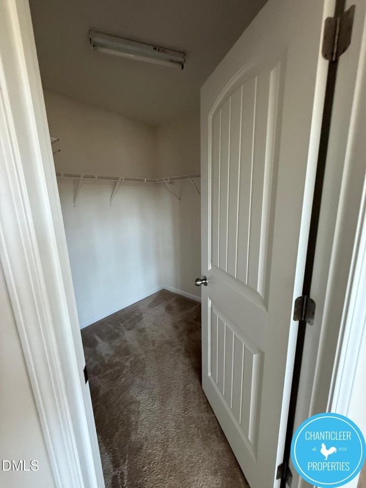 2605 Benevolence Dr - Photo 5 of 14