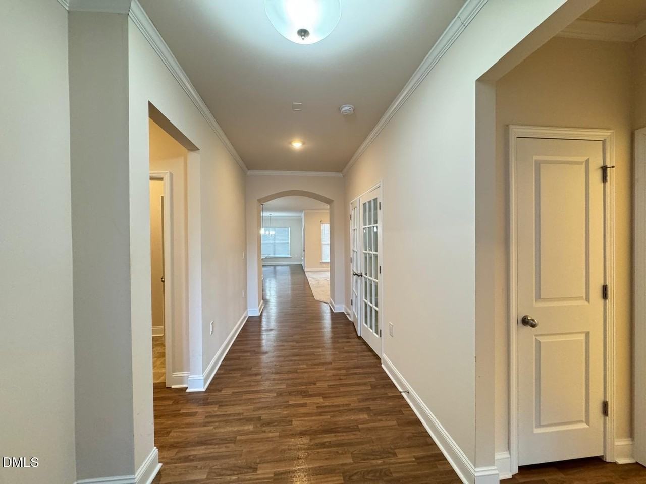 2323 Bethpage Dr - Photo 2 of 18