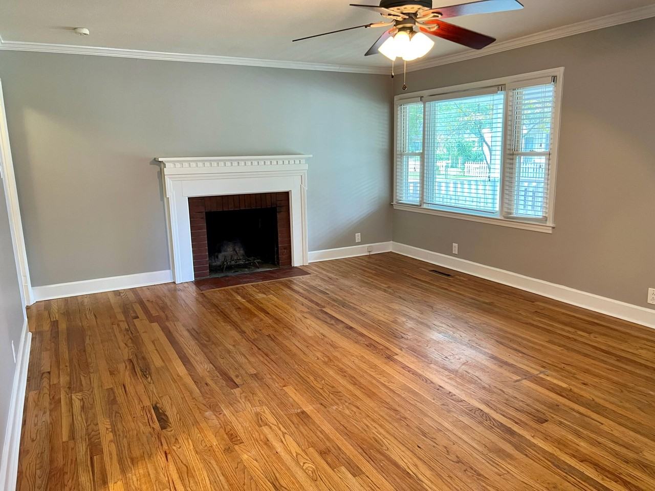 436 Berkley St Se - Photo 4 of 22