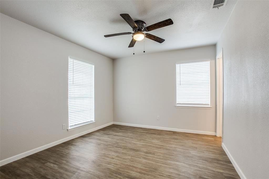 1310 Yukon Dr - Photo 6 of 11