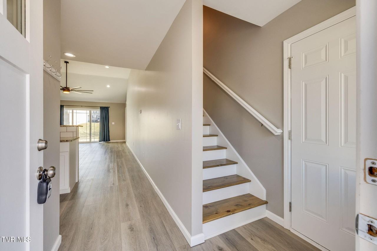 116 Weeping Willow Dr - Photo 3 of 25