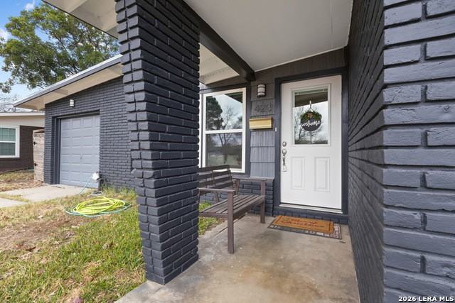 423 Springwood Ln - Photo 5 of 31