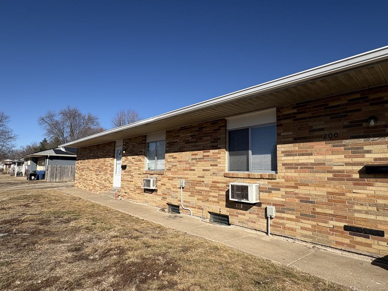 200 Cypress Street #2 - Photo 4 of 16