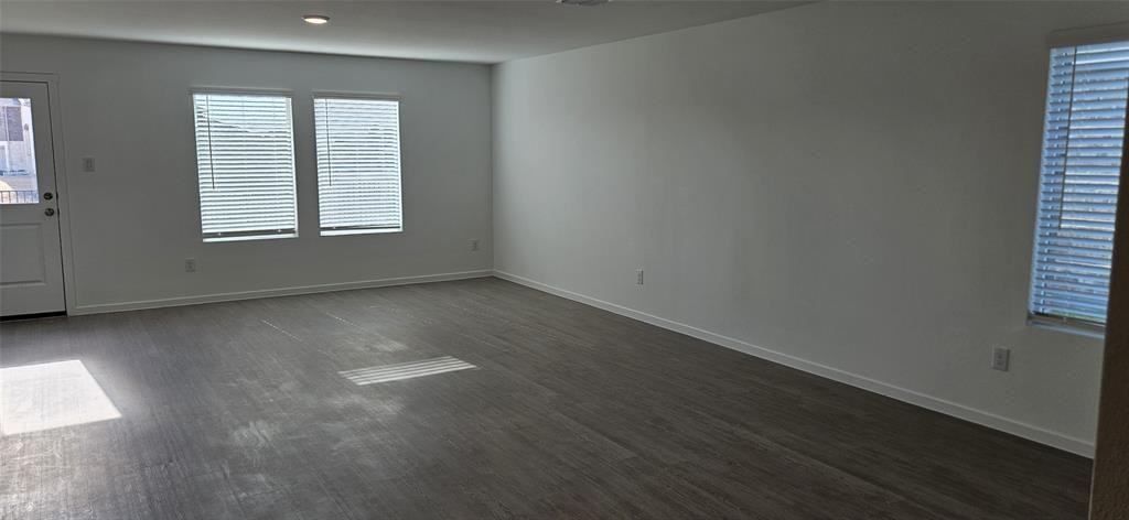 3107 Kleinbrook Way - Photo 6 of 40