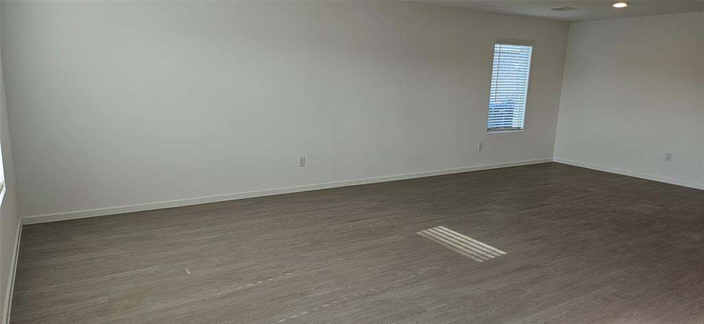 3107 Kleinbrook Way - Photo 7 of 40