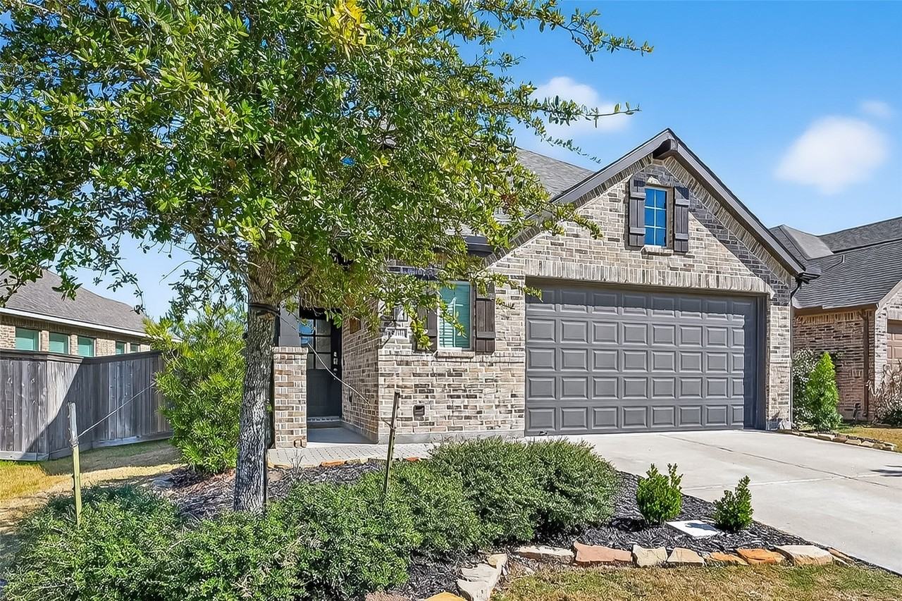 15006 Eves Necklace Ct - Photo 3 of 44