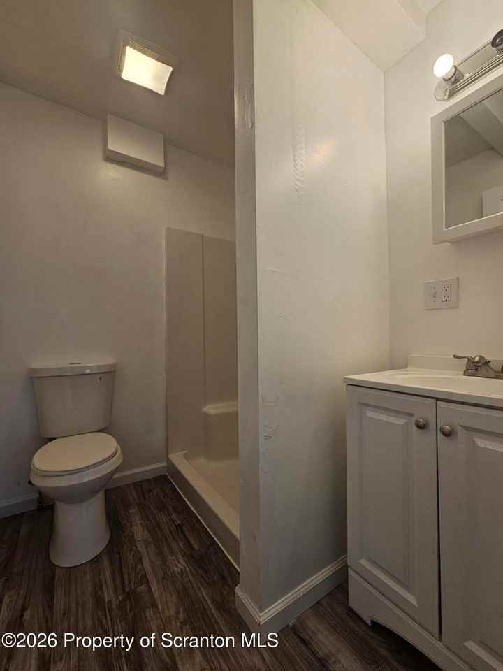 366 Salsburg St - Photo 4 of 15