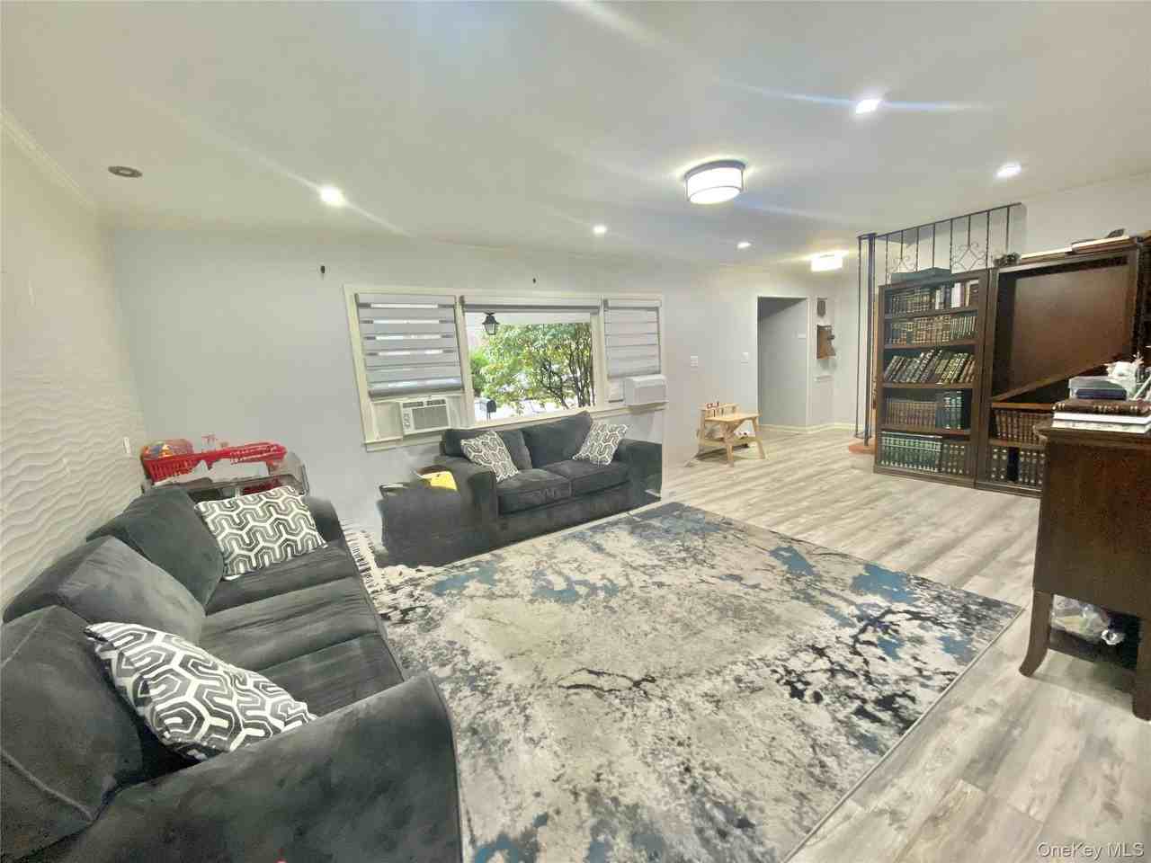 107A Baker Hill Rd - Photo 3 of 33