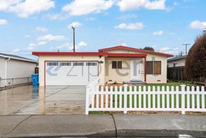 featured image of 1141 Kiely Blvd