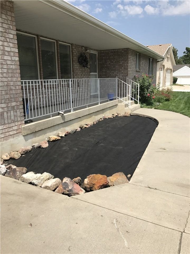 5814 S St - Photo 2 of 20