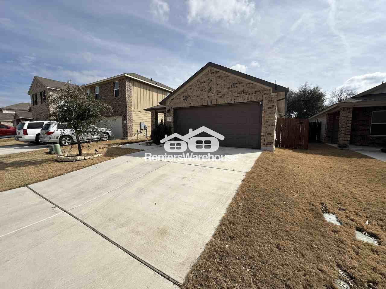 513 Longmount Cv - Photo 4 of 40