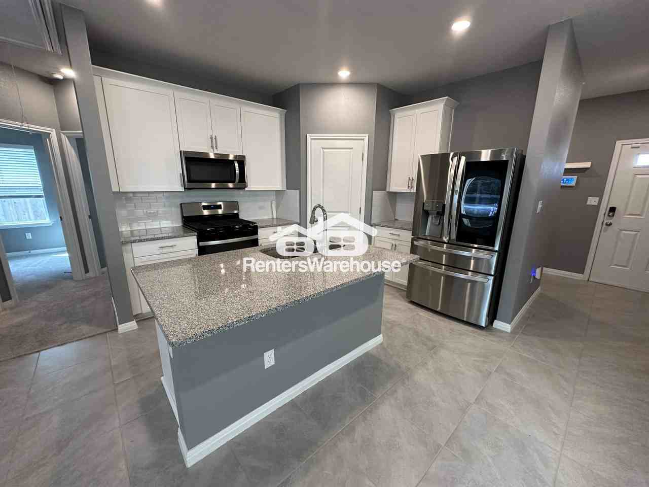 513 Longmount Cv - Photo 6 of 40