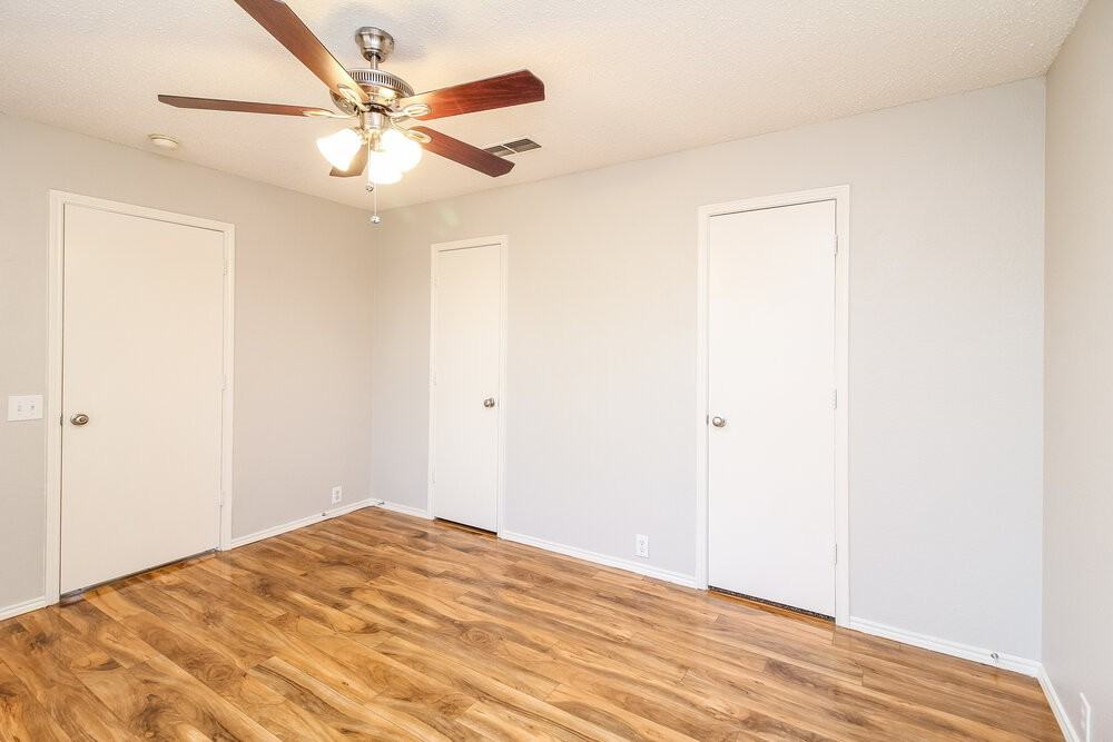 7005 Edmundson Dr - Photo 5 of 15