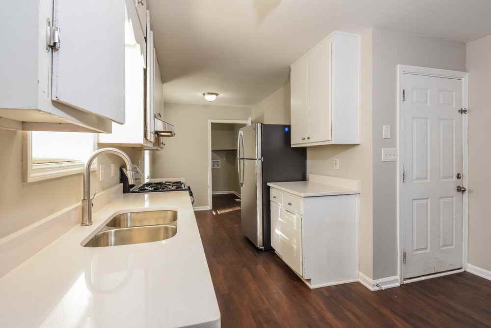 5734 Amalfi Way - Photo 7 of 19