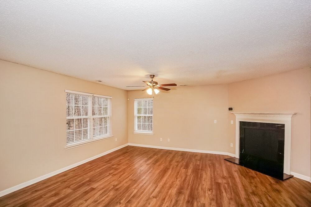 1912 Waters Trail Dr - Photo 6 of 17