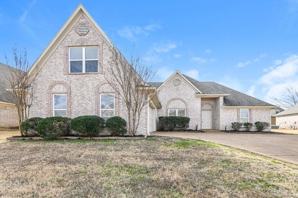 85 Whispering Ridge Cv