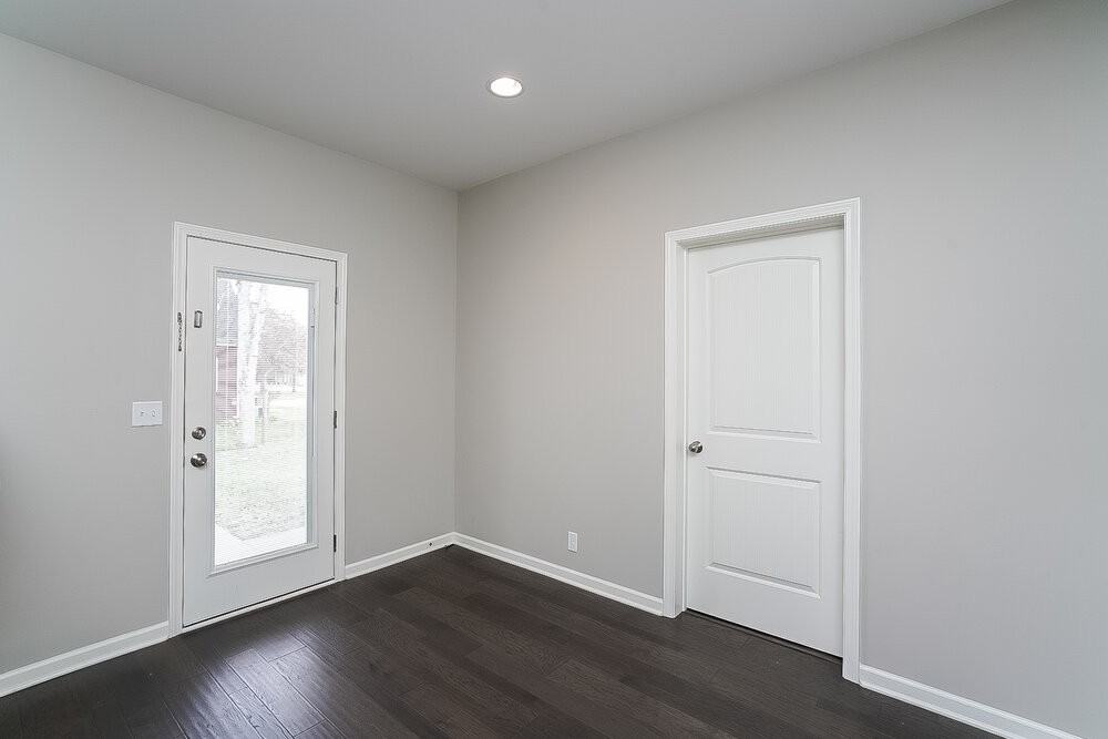 3218 Mapleside Ln - Photo 7 of 17