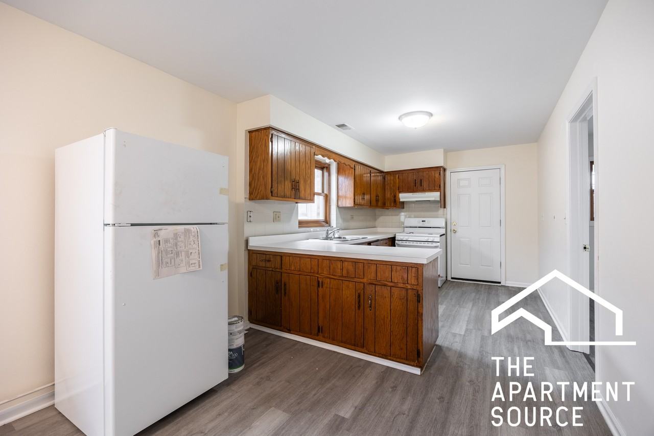 6323 W Fullerton Ave #3 - Photo 2 of 17