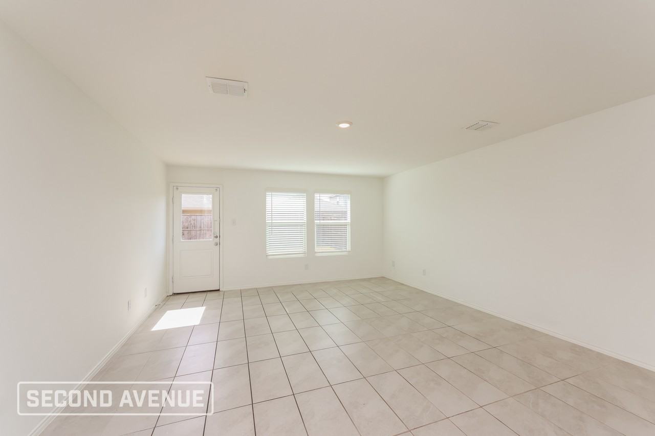 6077 Determine Ln - Photo 4 of 27