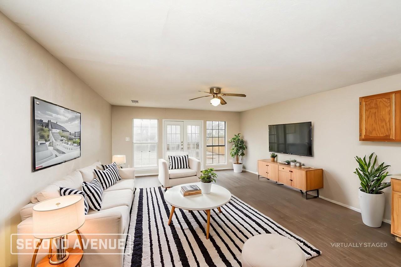 9124 Pinehaven Dr - Photo 2 of 28