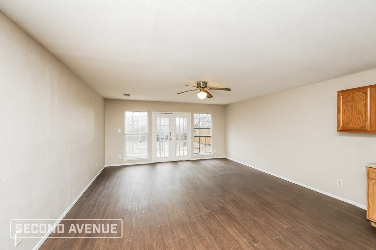 9124 Pinehaven Dr - Photo 4 of 28