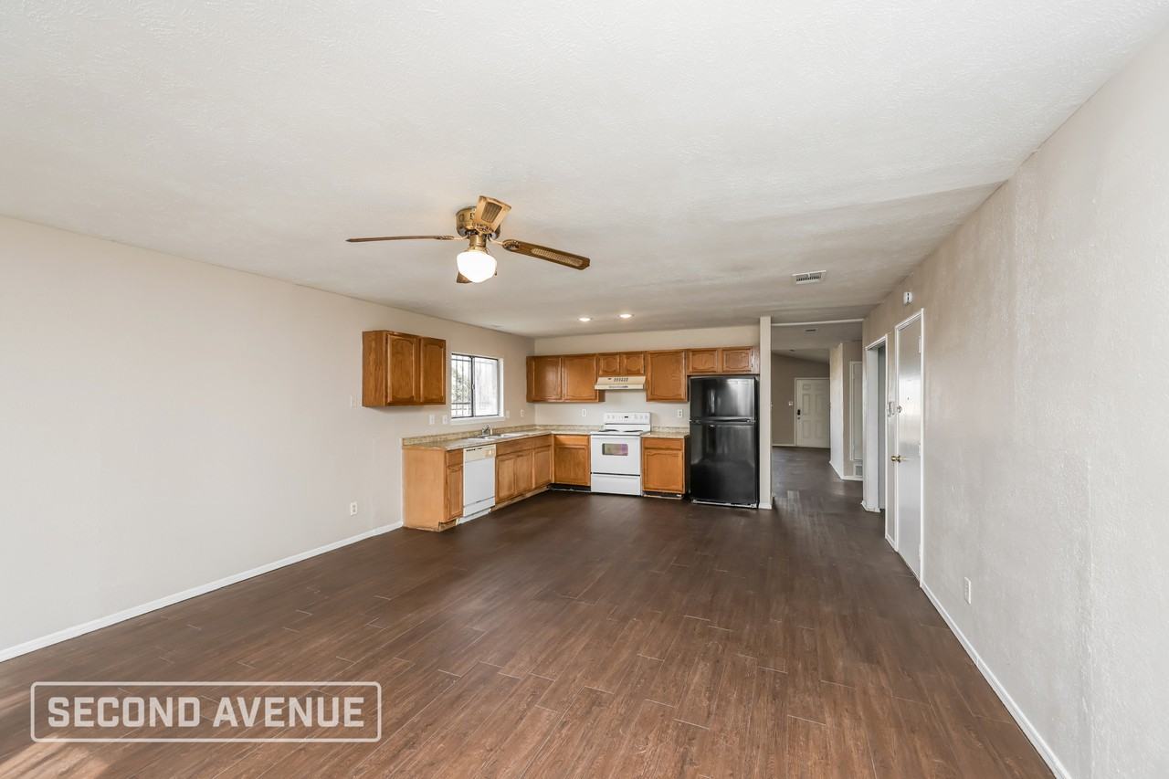 9124 Pinehaven Dr - Photo 5 of 28