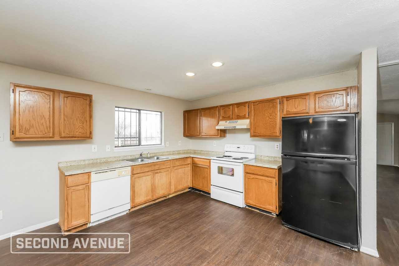 9124 Pinehaven Dr - Photo 6 of 28