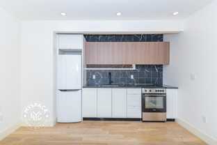 830 Saint Johns Pl #3B - Photo 1 of 1